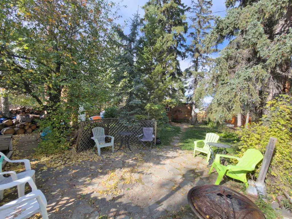 16 Lee Lake Road