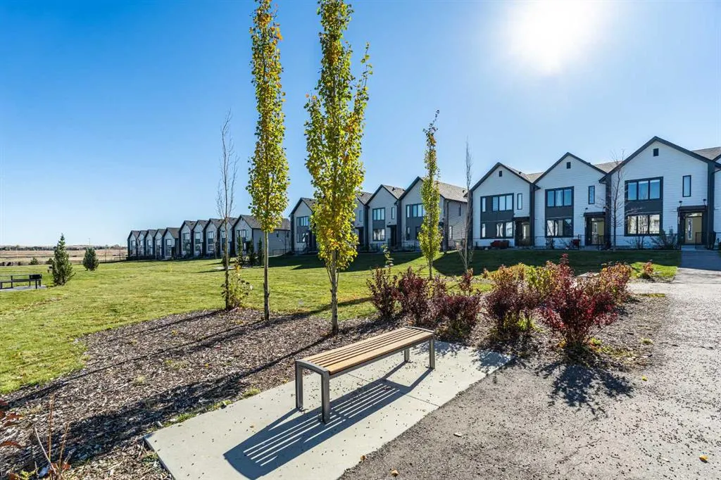 224 South Point Greenway SW
