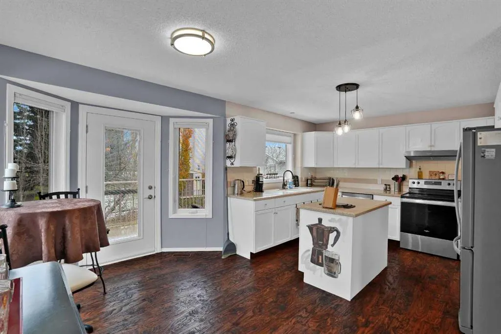 503 High View Park NW