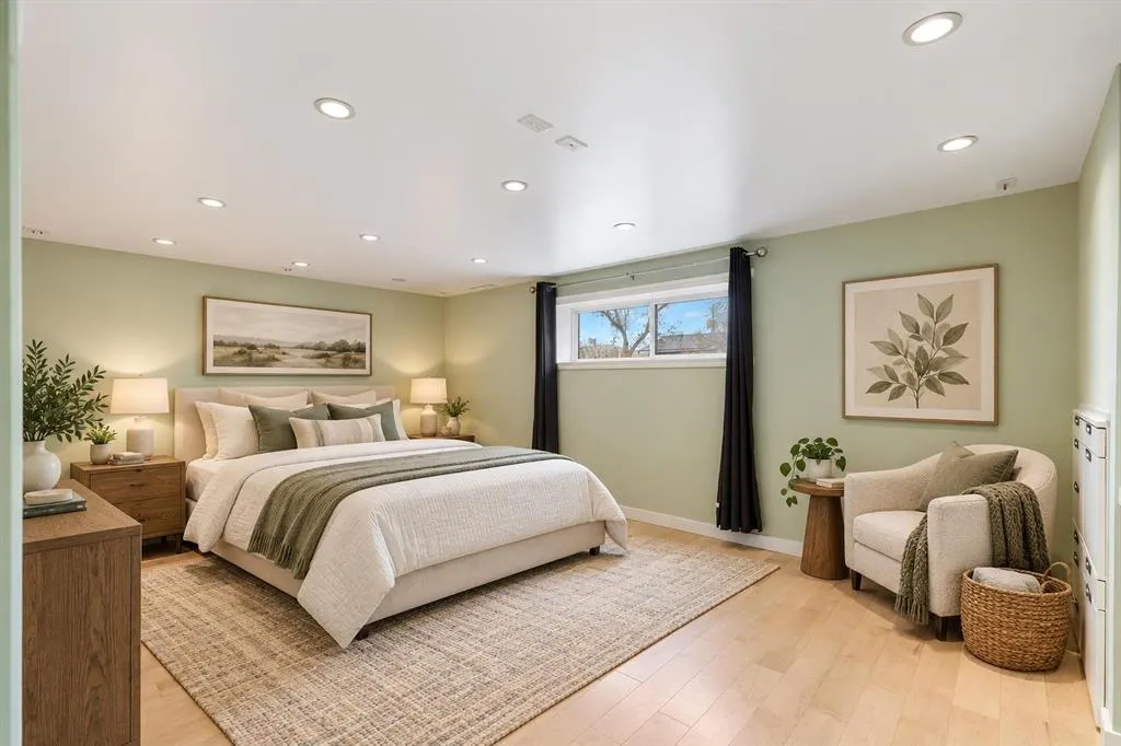 103 Franklin Drive SE