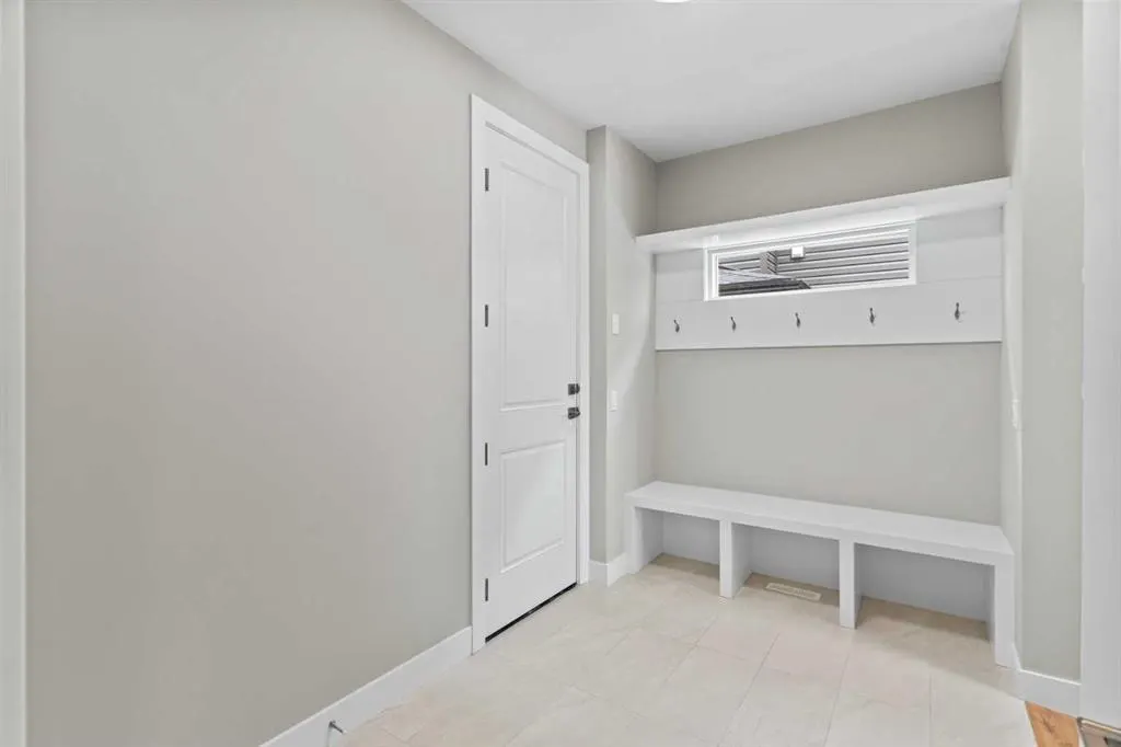 160 Vantage Drive
