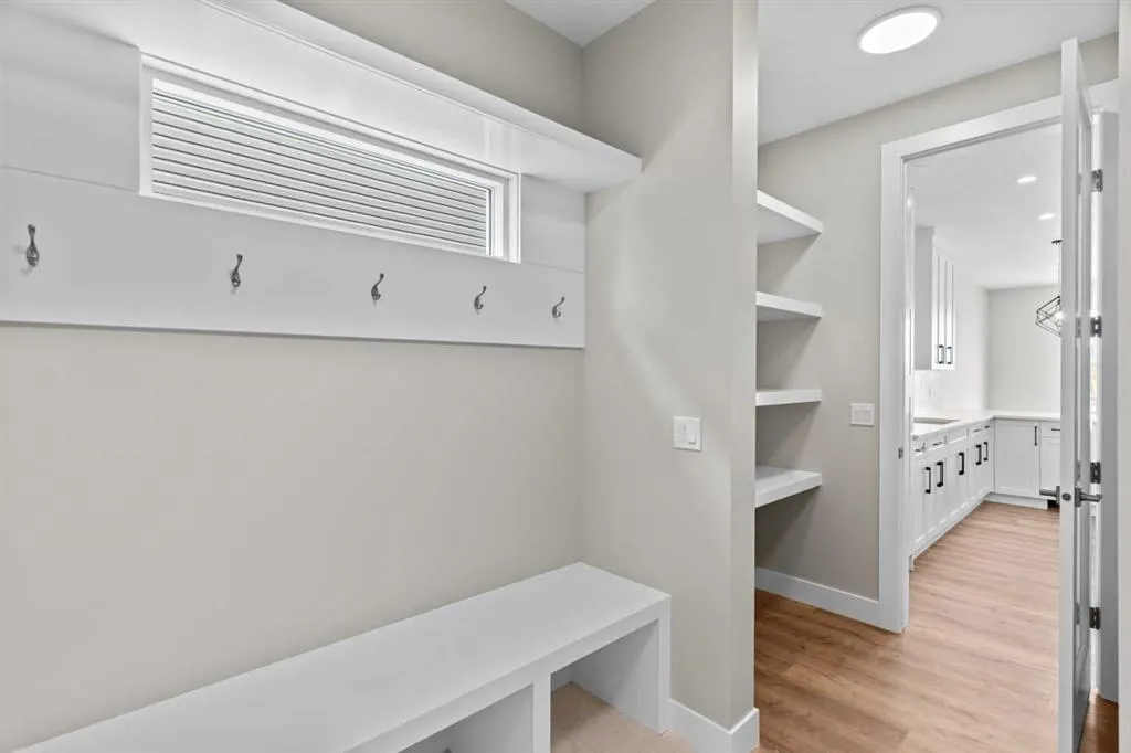 160 Vantage Drive