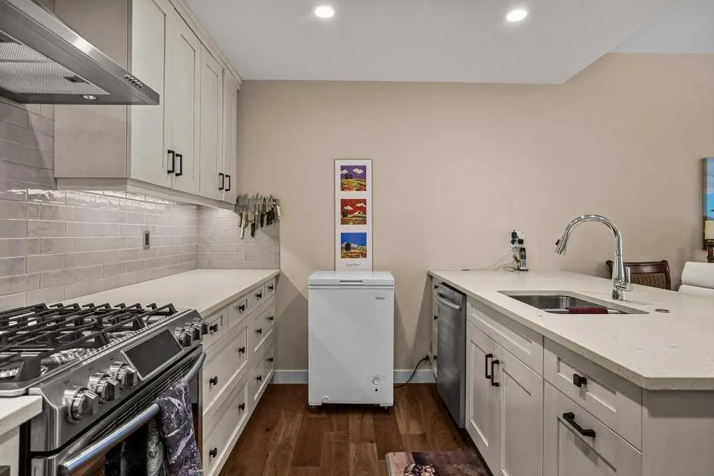 707 Spring Creek Drive #304