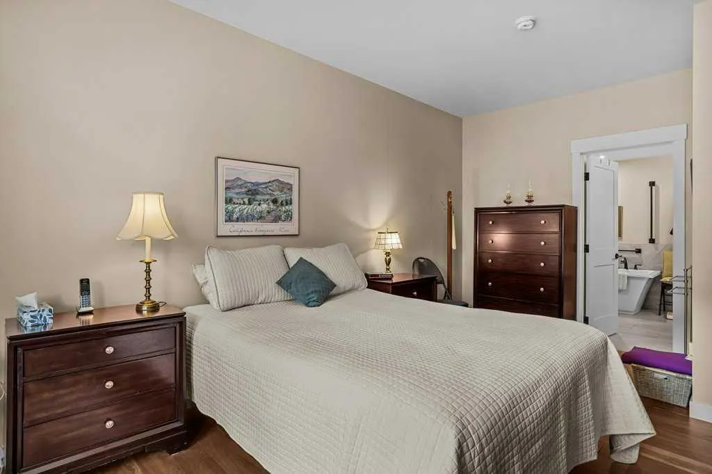 707 Spring Creek Drive #304