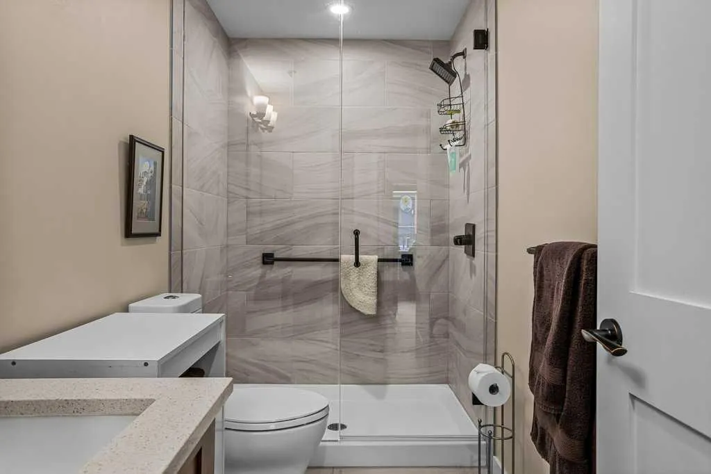 707 Spring Creek Drive #304