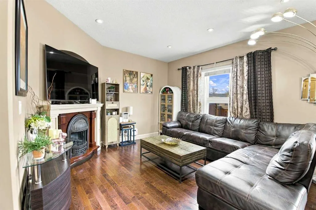 14 Windermere Close