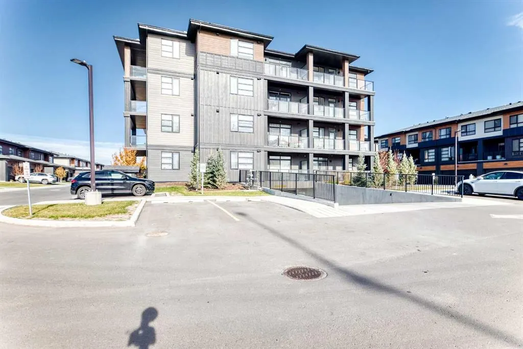 55 Lucas Way NW #2409