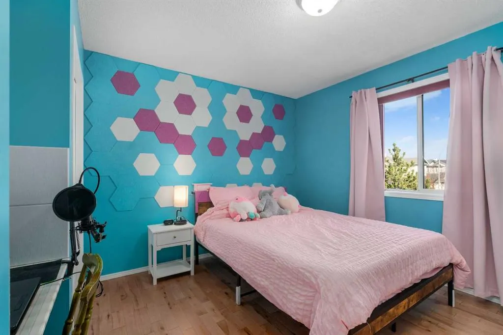 21 Citadel Meadow Close NW