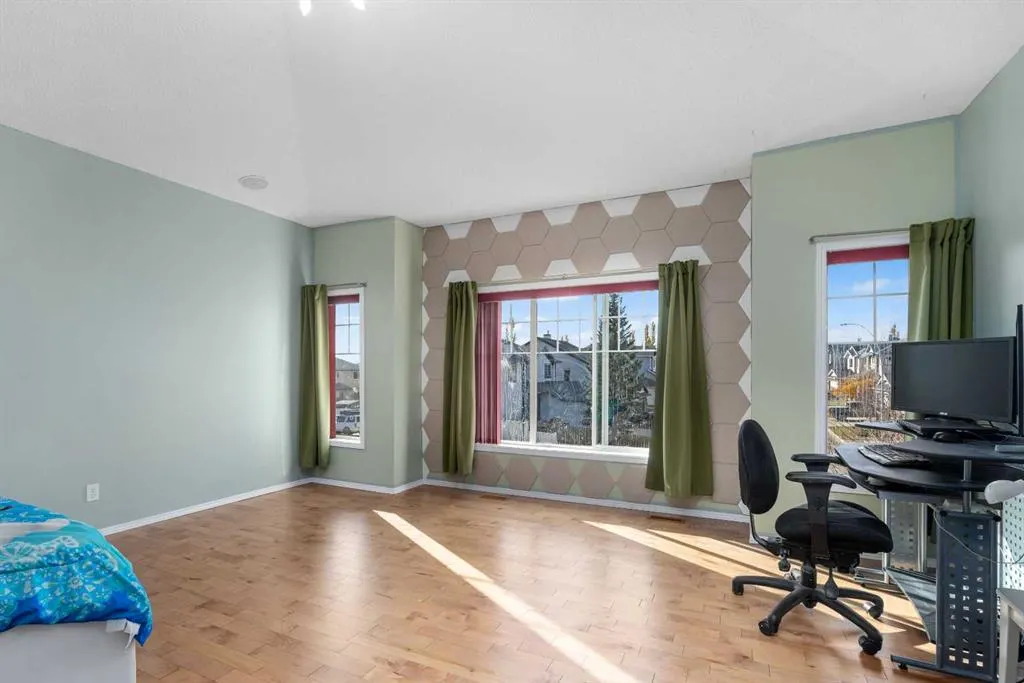 21 Citadel Meadow Close NW