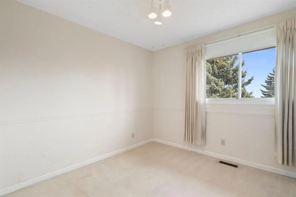 59 Stranraer Place SW