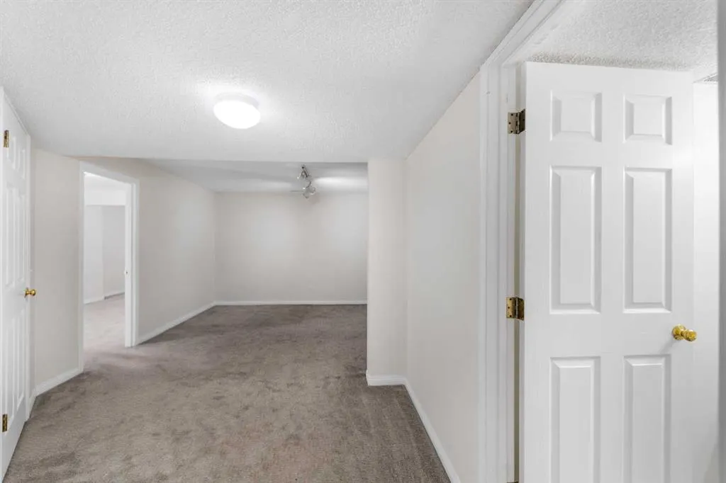 91 Millbank Hill SW