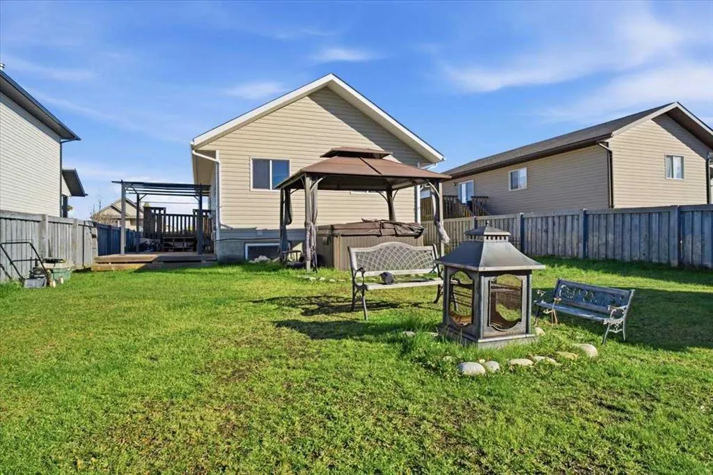 7710 Westpointe Drive