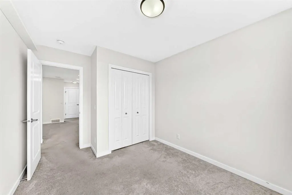 524 Midtown Street SW