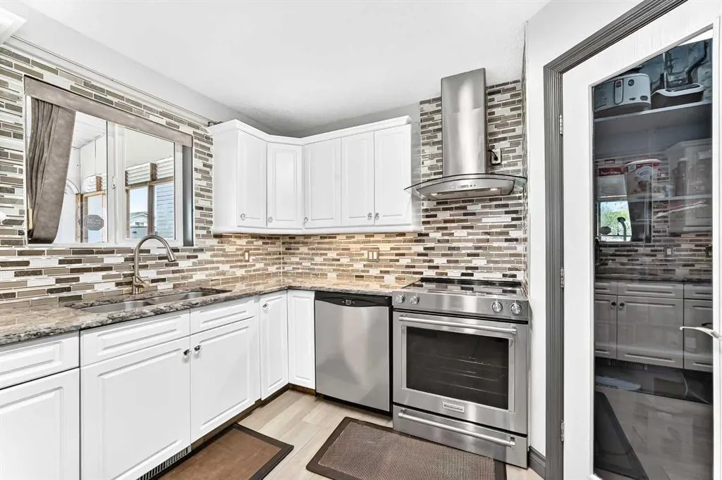 283 Applestone Park SE