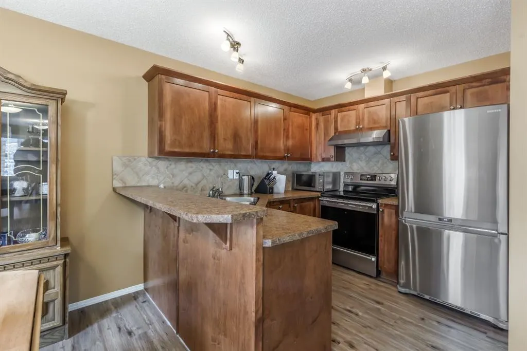 904 Prairie Sound Circle NW