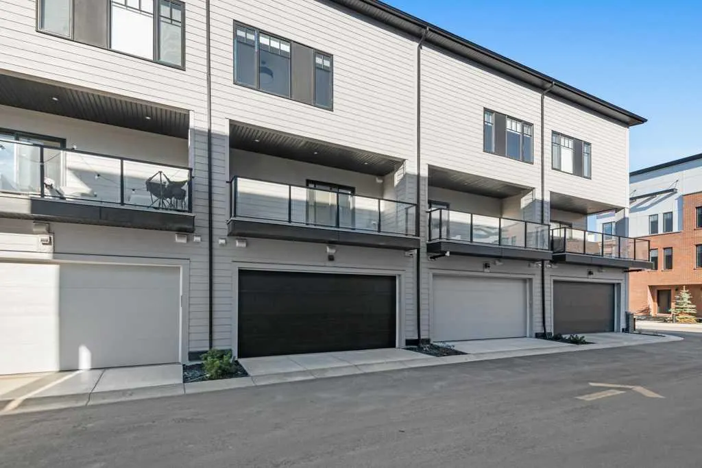 8155 8 Avenue SW #208