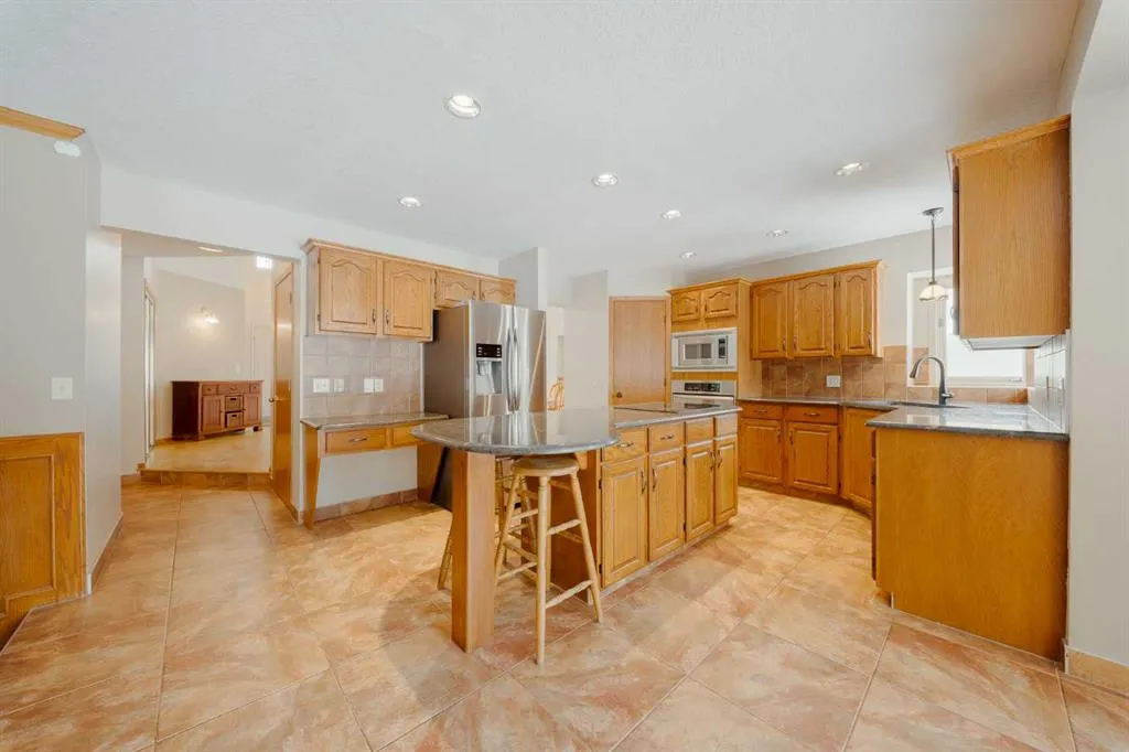 47 Hawkside Close NW