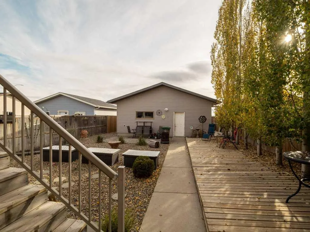 687 Parkside Drive