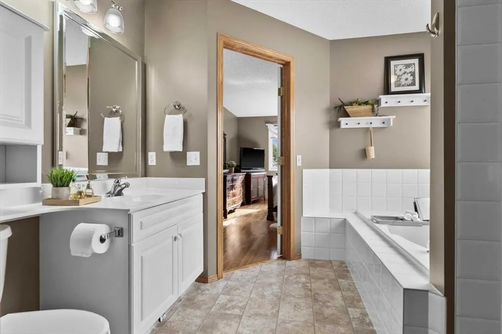 69 Chaparral Villas SE