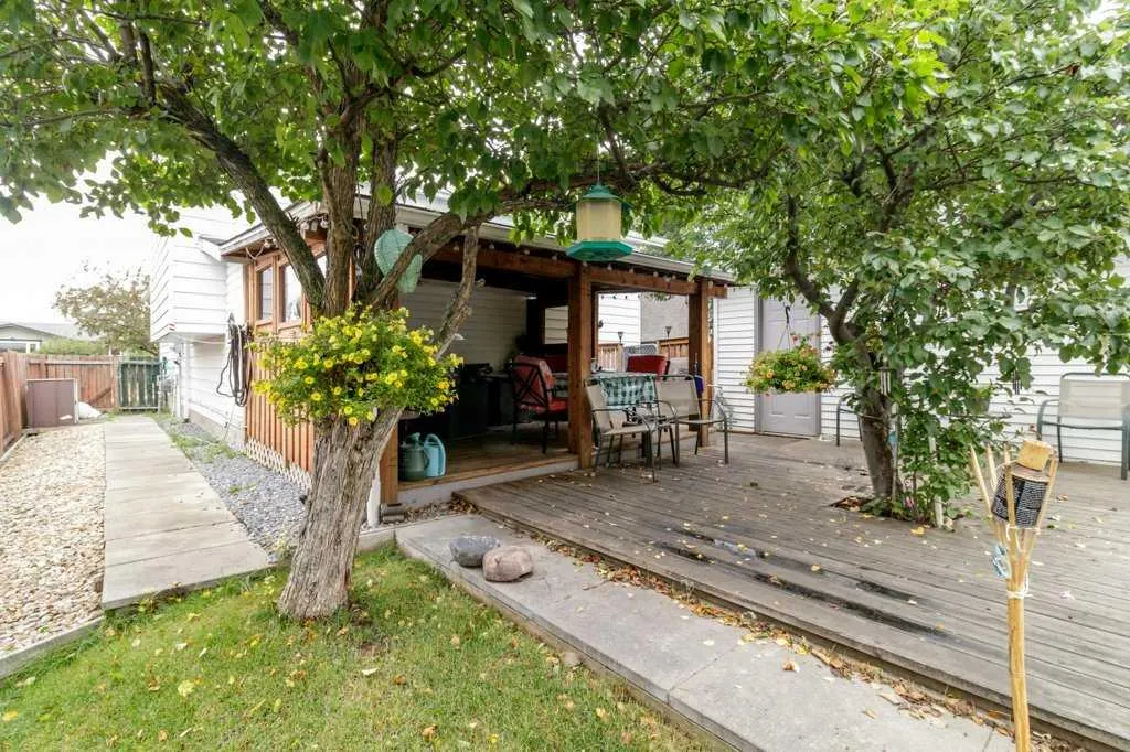 46 Meadowview Close