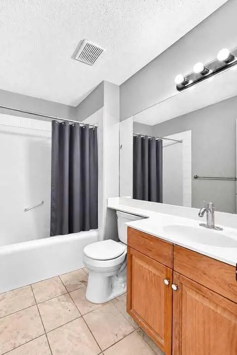 38 Coral Reef Crescent NE