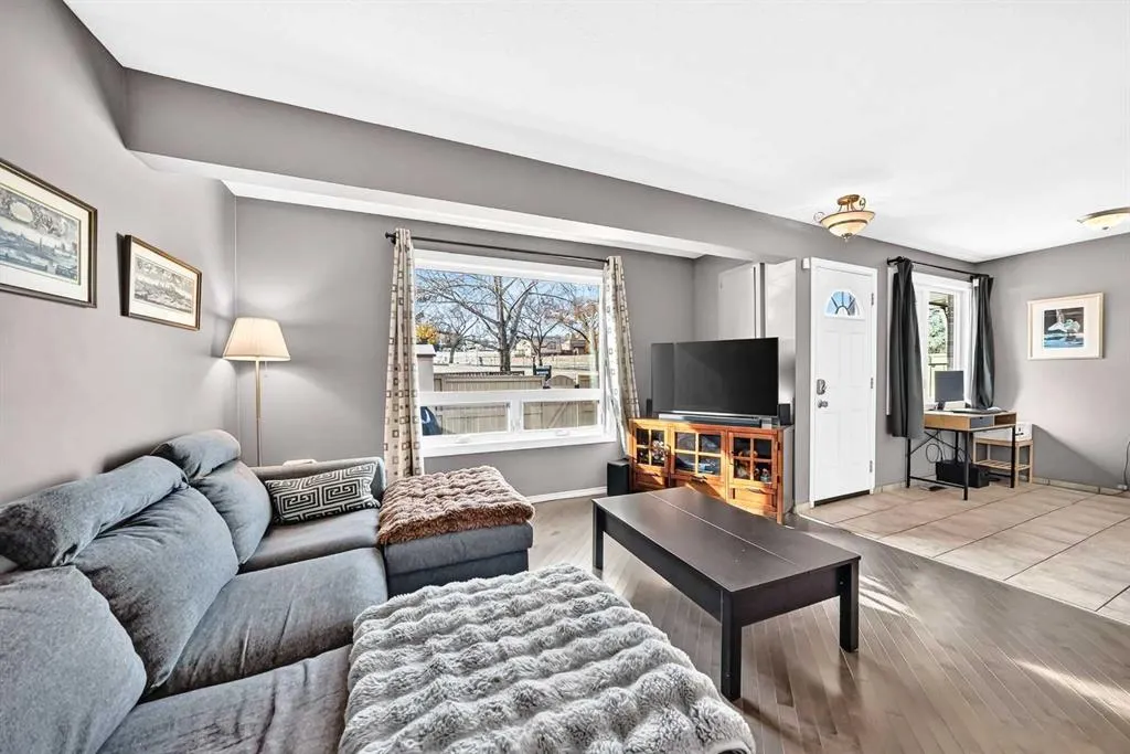 1055 72 Avenue NW #2