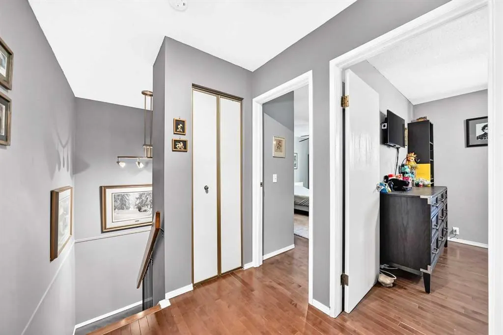 1055 72 Avenue NW #2