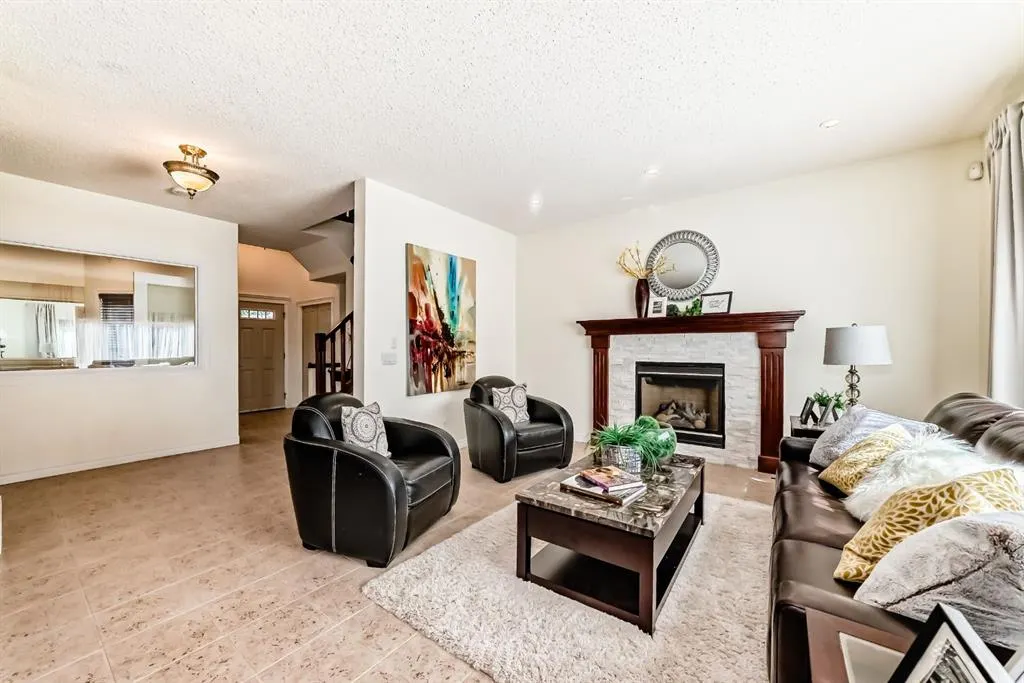 84 Silverado Creek Crescent SW