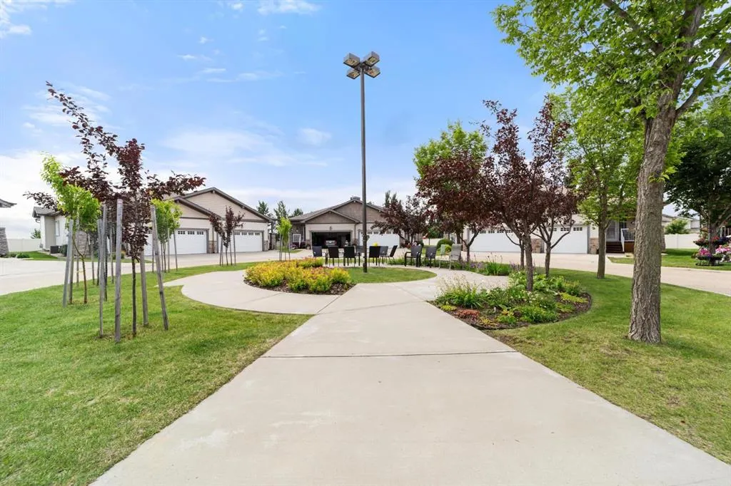 5021 34 Avenue #12