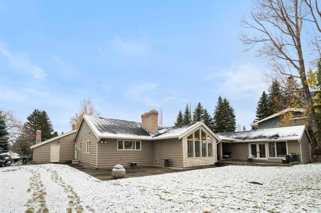 240 Eagle Ridge Drive SW