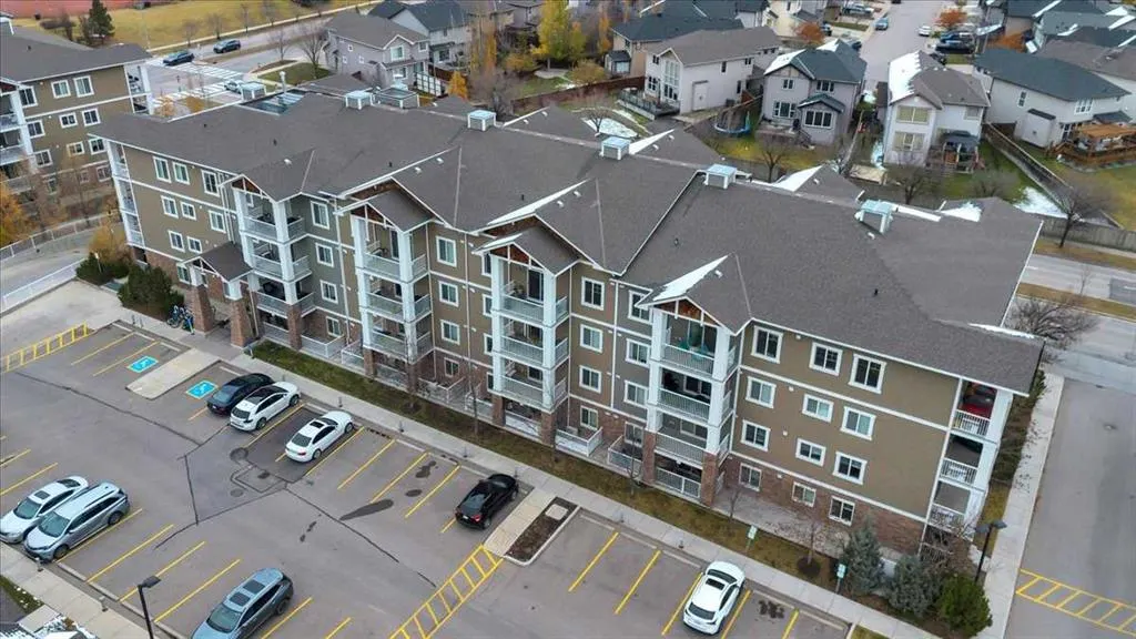406 Cranberry Park SE #112