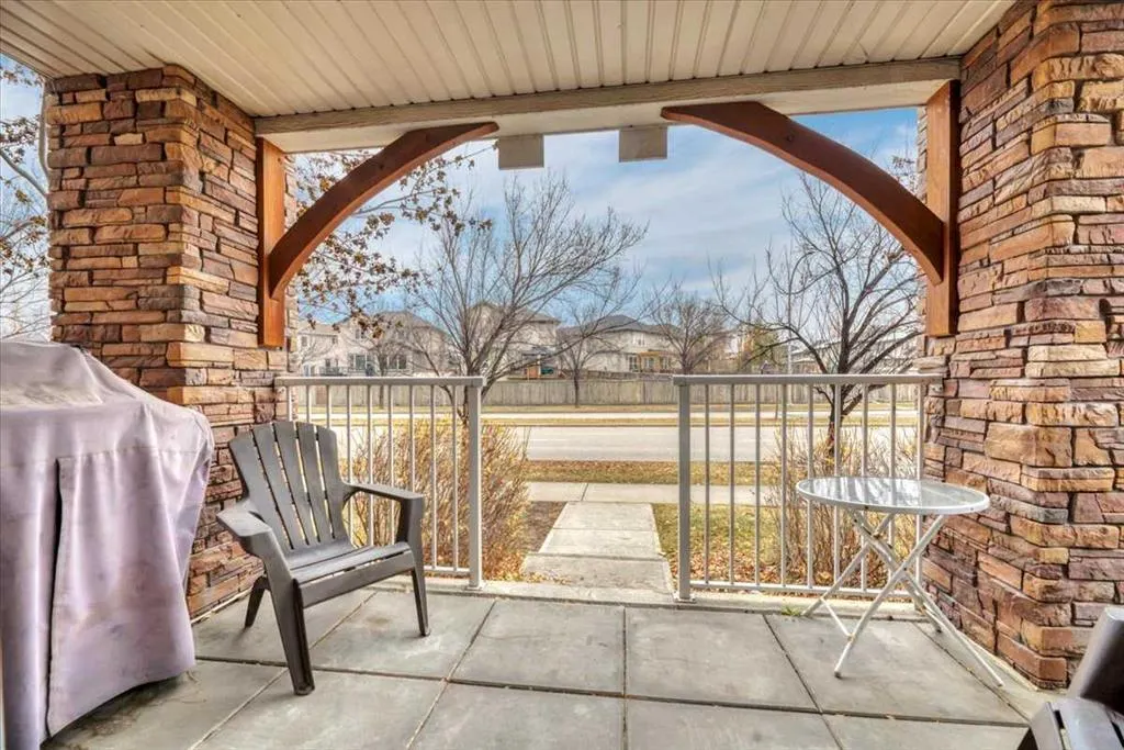 406 Cranberry Park SE #112