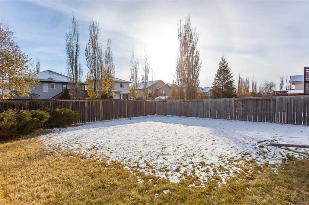 23 Lanterman Close