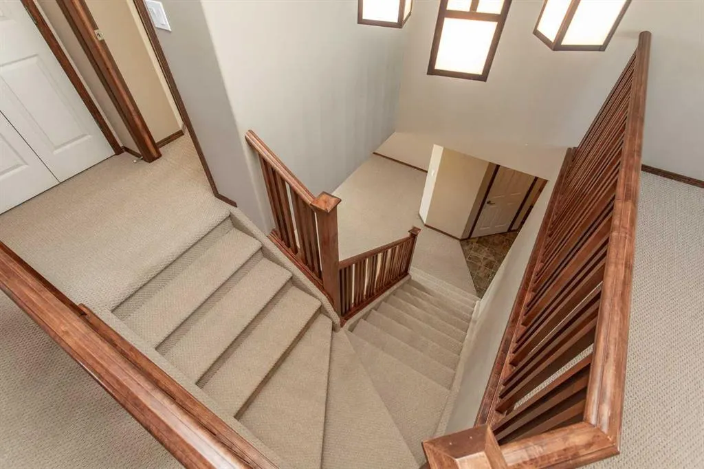 23 Lanterman Close