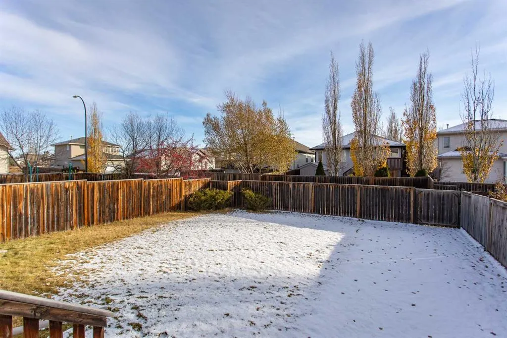 23 Lanterman Close