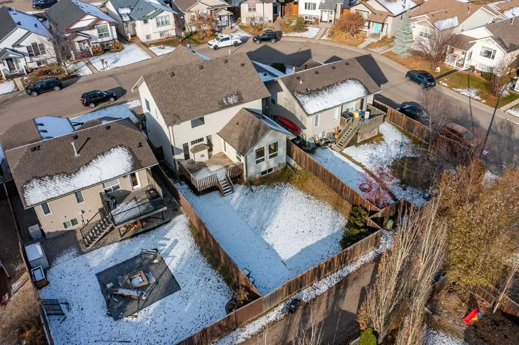 23 Lanterman Close