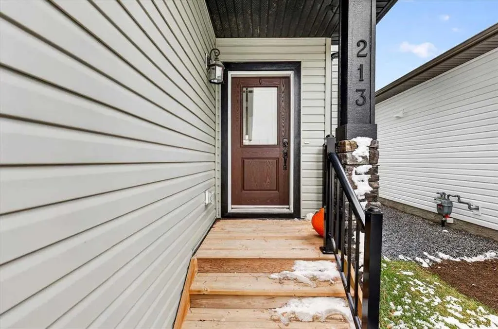 213 Wildrose Drive