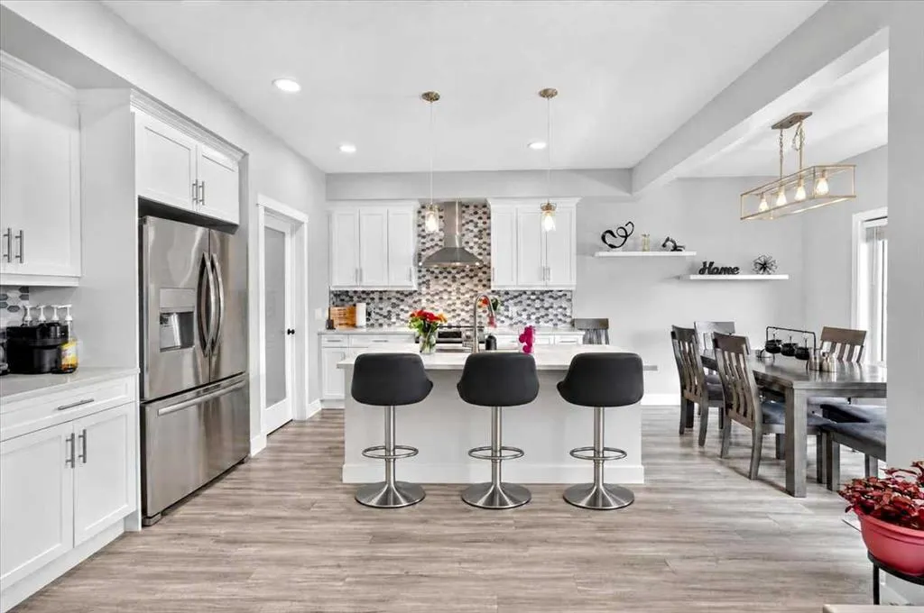 213 Wildrose Drive