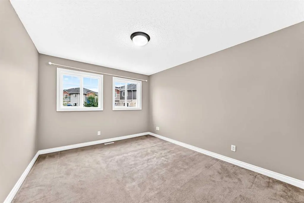 308 11 Avenue NW #129