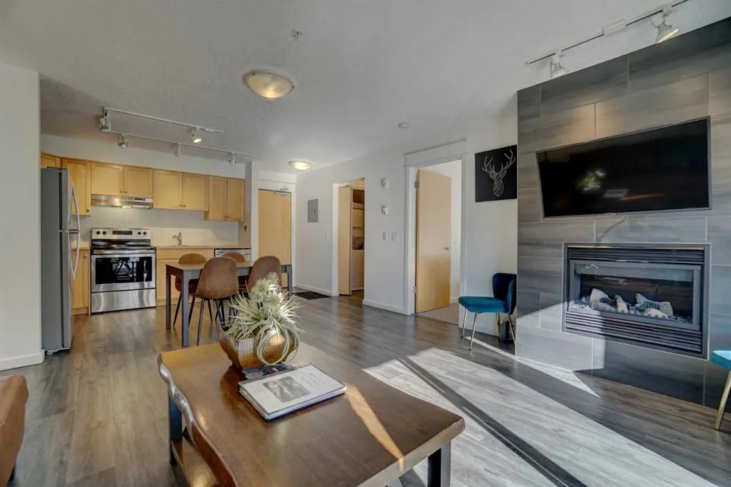 160 Kananaskis Way #307