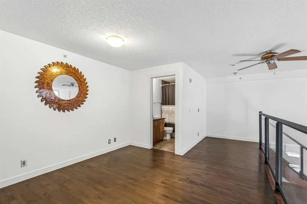 317 19 Avenue SW #407