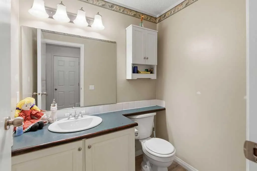 6 Bermuda Lane NW