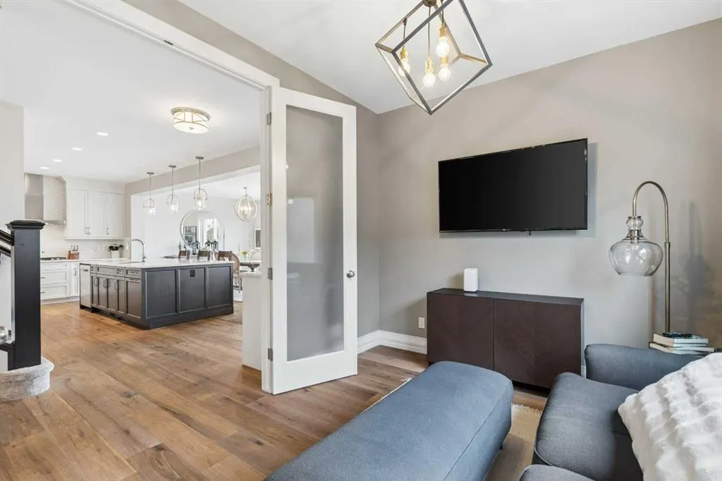 63 Cranbrook Drive SE