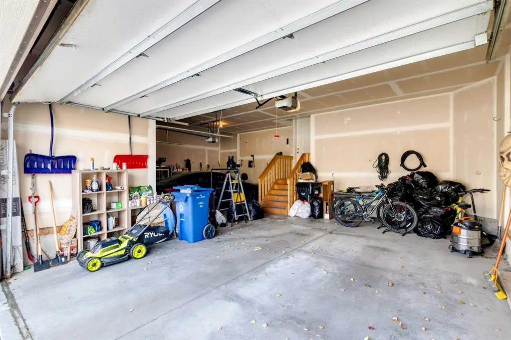 63 Cranbrook Drive SE