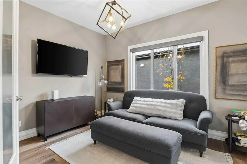 63 Cranbrook Drive SE