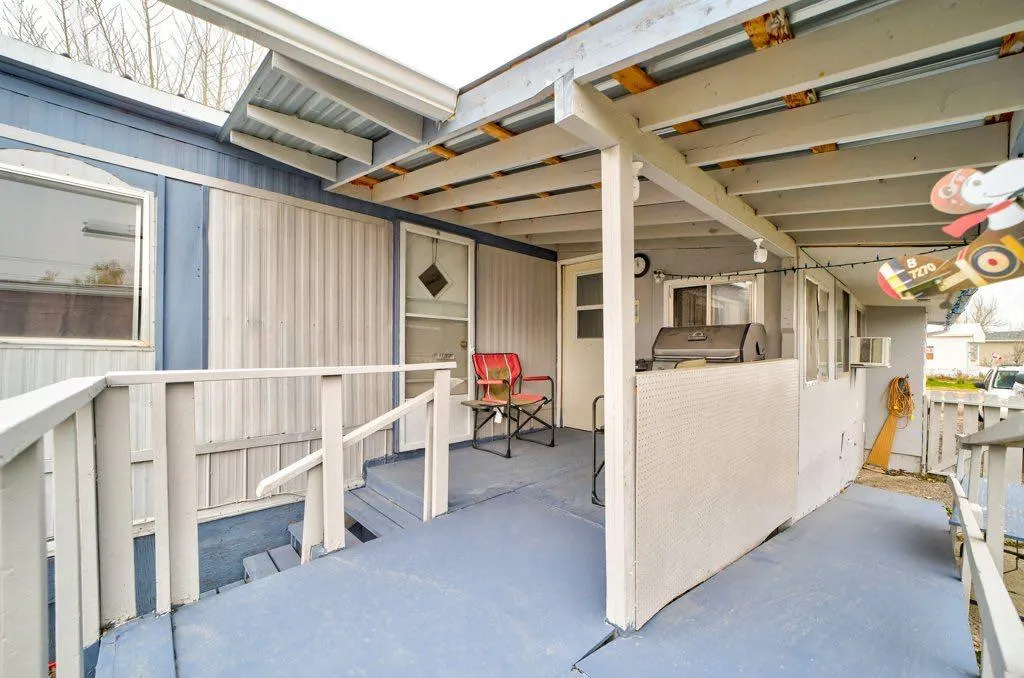 895 Elizabeth Street #29