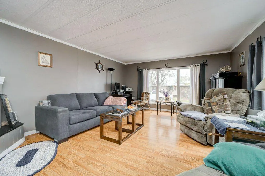895 Elizabeth Street #29