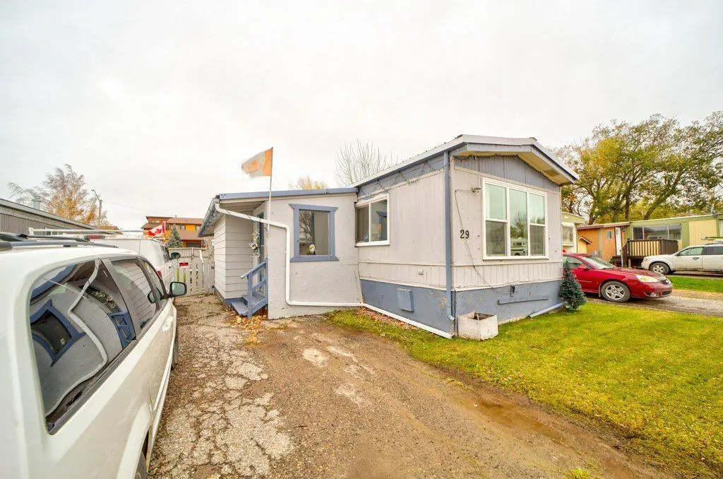 895 Elizabeth Street #29