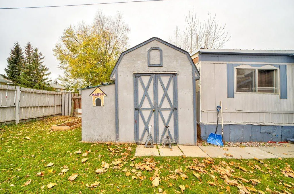 895 Elizabeth Street #29