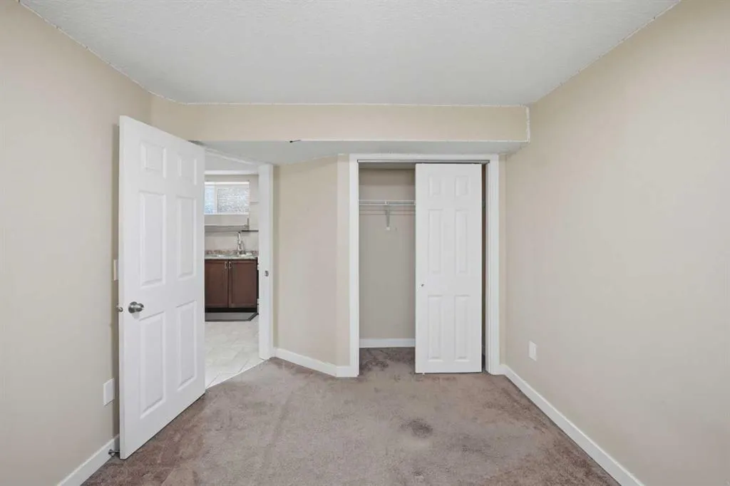 5 Taralake View NE